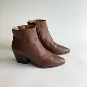 American Rag Brown Genuine Leather Point Toe Ankle Boots size 8.5